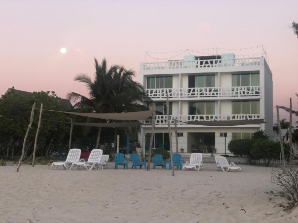 Playa 55 Beach Escape - Adults Only Guesthouse Celestun Esterno foto